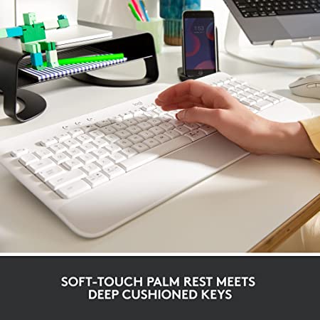 Products Logitech Signature K650 Wireless Keyboard - White
